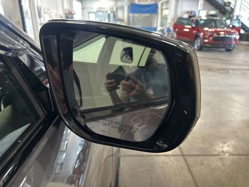 Used 2024 Jeep Grand Cherokee L Altitude image 40