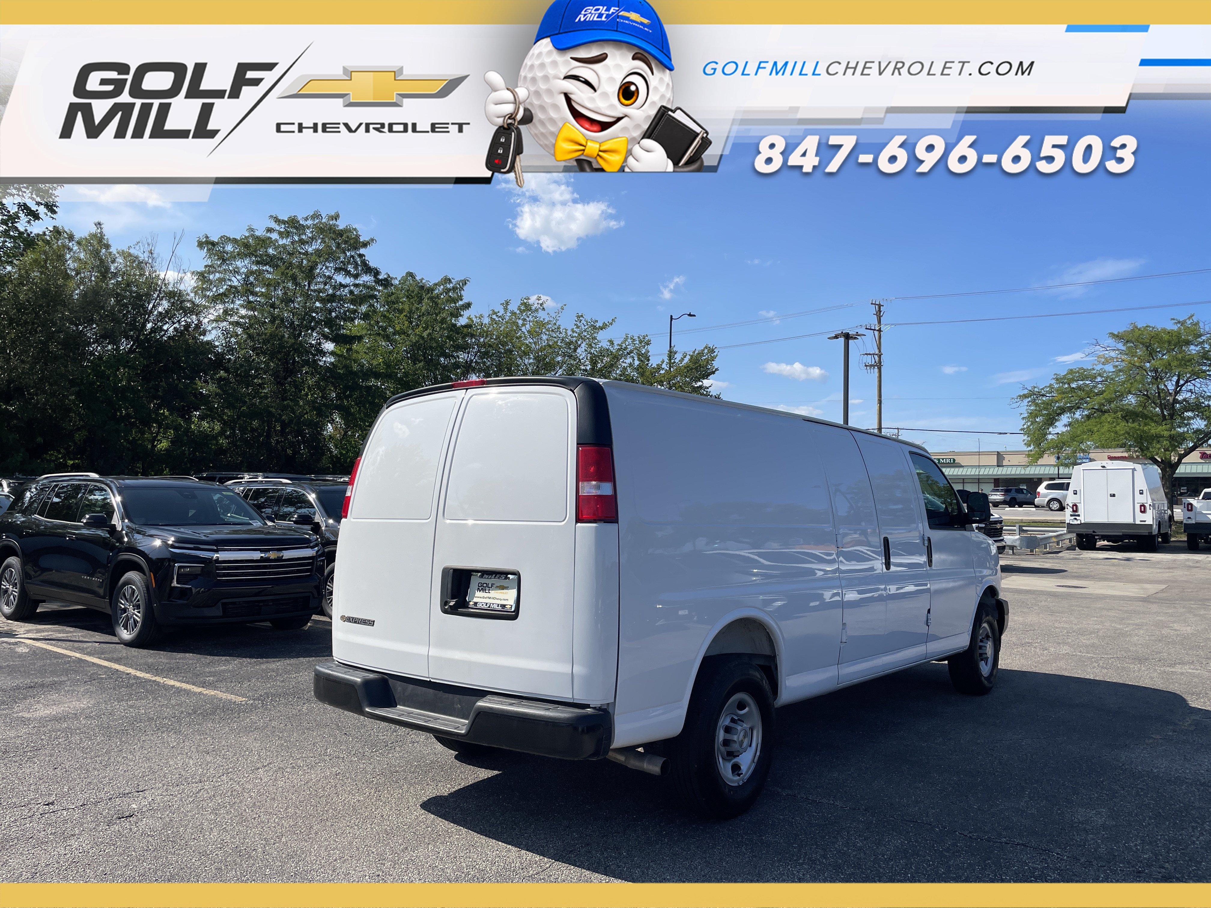 Used 2025 Chevrolet Express 2500 Extended w/ Driver Convenience Package RWD image 7