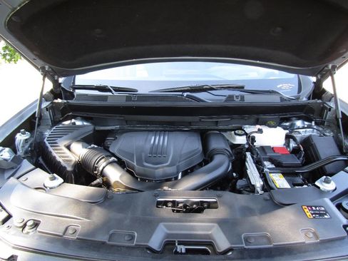 Used 2025 GMC Acadia Elevation w/ Elevation Premium Package AWD/4WD image 29