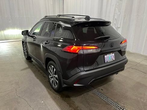 Certified 2024 Toyota Corolla Cross XLE w/ Convenience Package AWD/4WD image 6