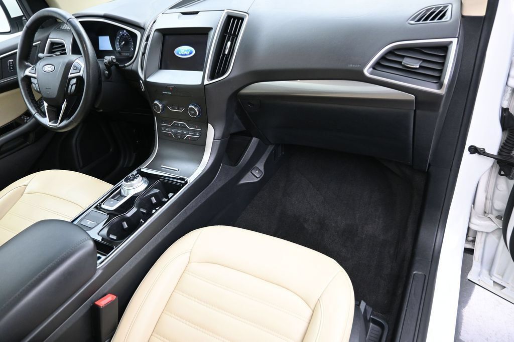 Used 2020 Ford Edge SEL w/ Convenience Package AWD/4WD image 30