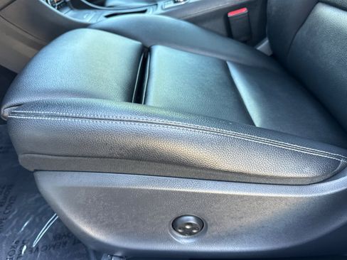 Used 2019 Mercedes-Benz GLA 250 image 14