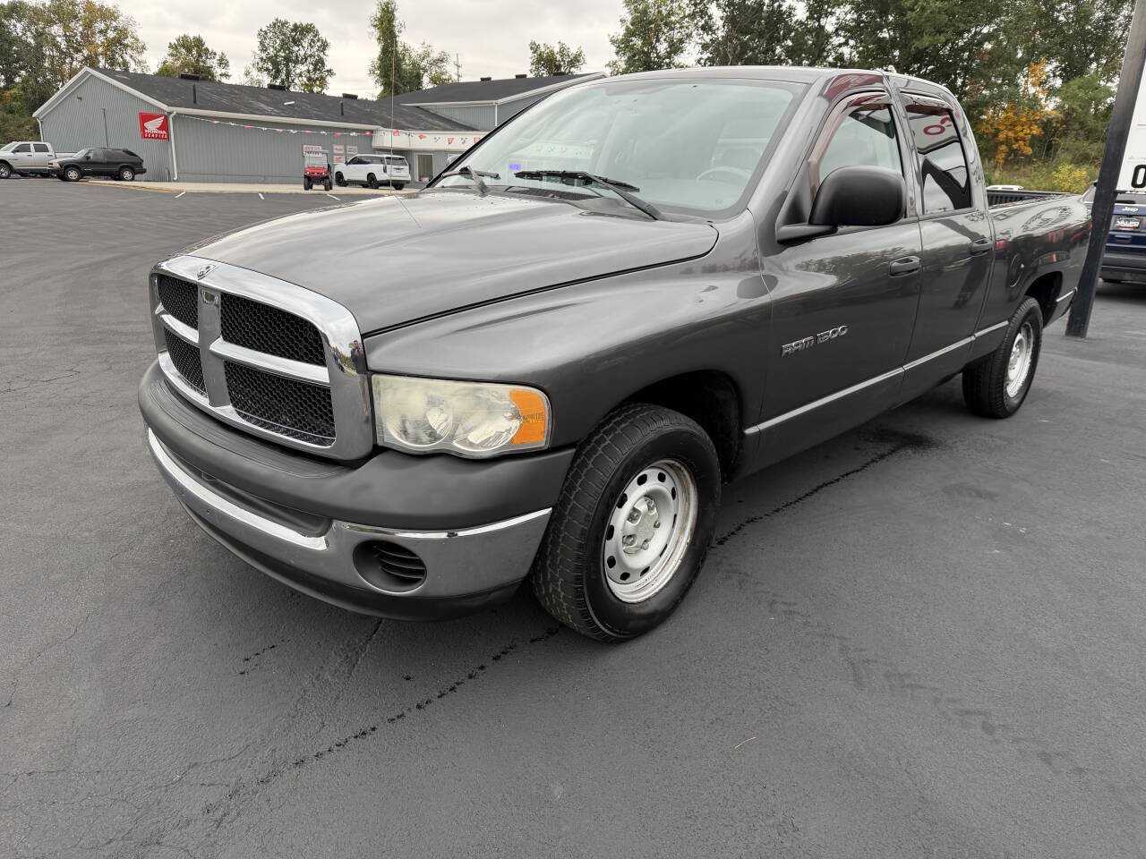 Used 2004 Dodge Ram 1500 Truck ST RWD image 3