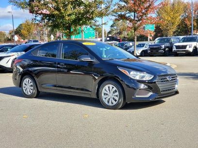 Used 2022 Hyundai Accent SE