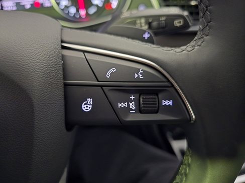 Used 2025 Audi Q5 2.0T Premium image 19