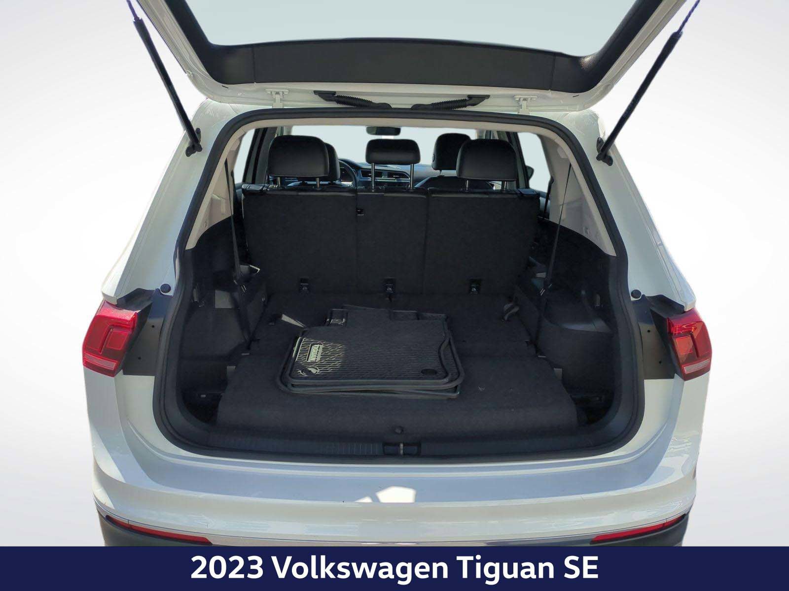 Used 2023 Volkswagen Tiguan SE FWD image 23