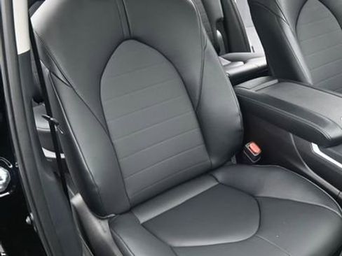 Used 2026 Toyota Highlander XLE AWD/4WD image 18