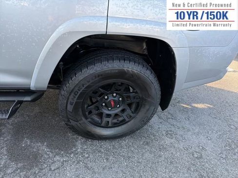 Used 2022 Toyota 4Runner SR5 image 12