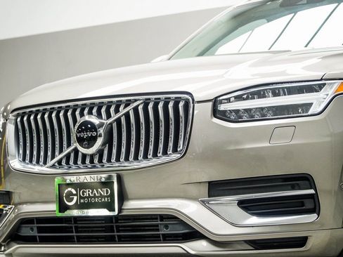 Used 2020 Volvo XC90 T8 Inscription image 2