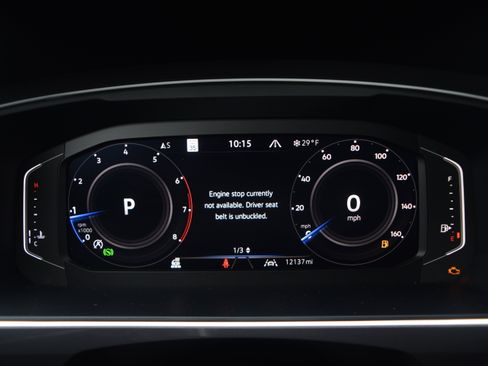 Used 2024 Volkswagen Tiguan SEL R-Line image 3