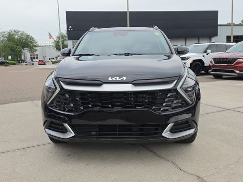 Certified 2024 Kia Sportage EX w/ EX Premium Package AWD/4WD image 3