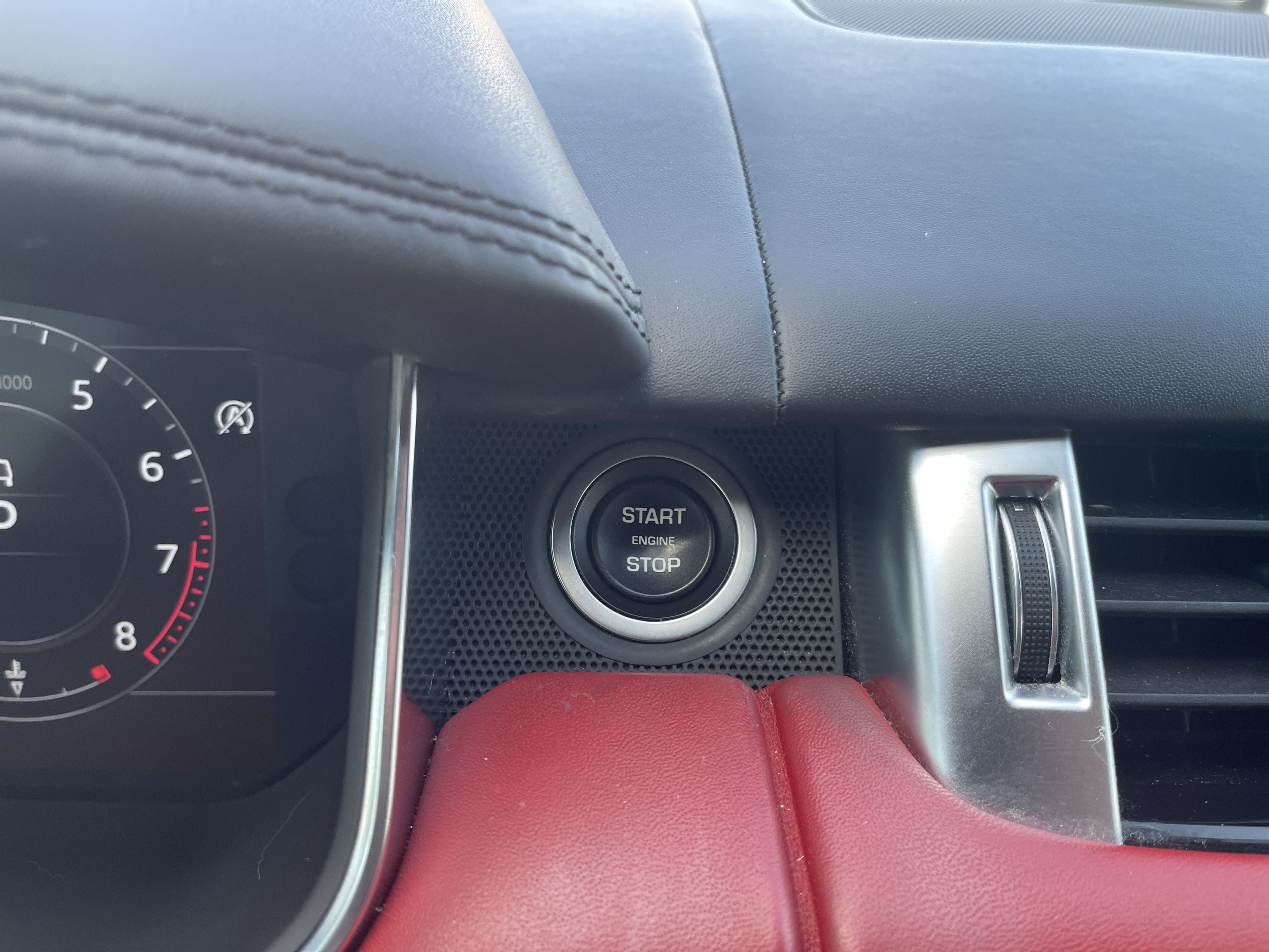 Used 2019 Land Rover Range Rover Sport Autobiography AWD/4WD image 24