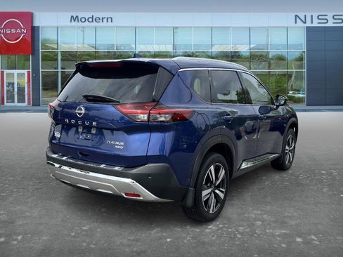 Certified 2022 Nissan Rogue Platinum w/ Head-Up Display Package AWD/4WD image 5