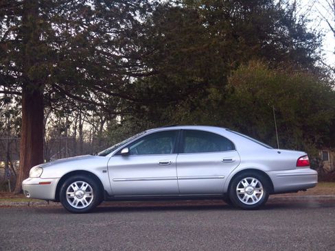Used 2004 Mercury Sable LS Premium image 2