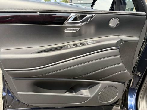 Certified 2026 Genesis GV80 2.5T AWD/4WD image 19