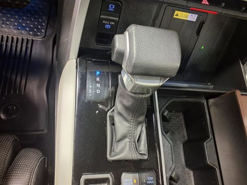 Certified 2024 Toyota Sequoia Capstone image 18