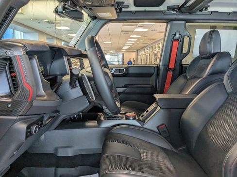 New 2025 Ford Bronco Raptor w/ Interior Carbon Fiber Pack AWD/4WD image 16