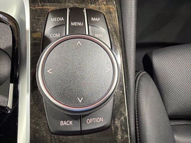 Certified 2023 BMW 530i xDrive w/ Convenience Package AWD/4WD image 39