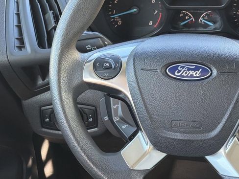 Used 2017 Ford Transit Connect XL image 8