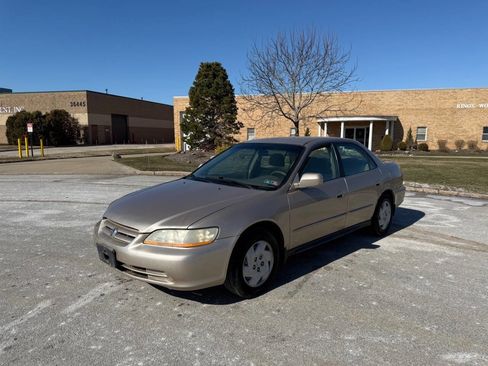 Used 2002 Honda Accord LX image 1