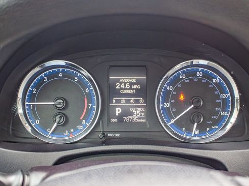 Used 2019 Toyota Corolla LE image 21