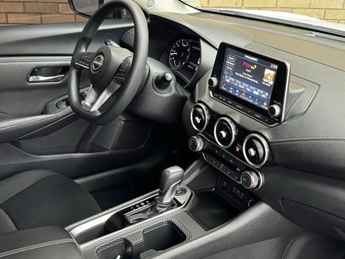 Used 2024 Nissan Sentra SV image 12