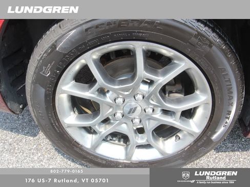 Used 2017 Dodge Charger SXT w/ Driver Confidence Group AWD/4WD image 15