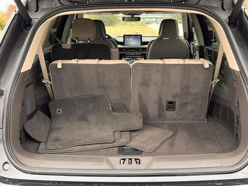 Used 2024 Lincoln Aviator Reserve w/ Equipment Group 201A image 31