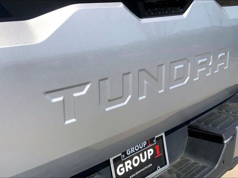 Used 2023 Toyota Tundra Platinum image 33