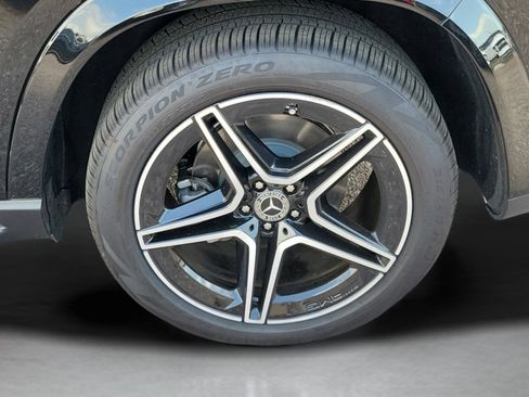 Certified 2026 Mercedes-Benz GLS 450 4MATIC image 5