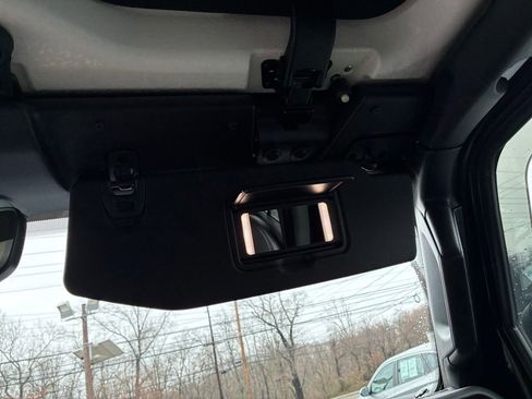 Used 2022 Jeep Wrangler Unlimited Rubicon w/ LED Lighting Group image 48