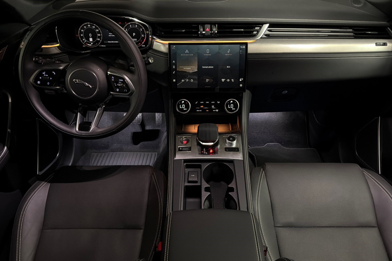 New 2026 Jaguar F-PACE R-Dynamic S AWD/4WD image 15
