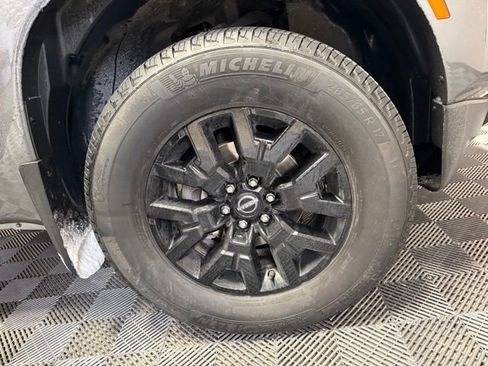 Used 2023 Nissan Frontier SV w/ Midnight Edition Package image 37