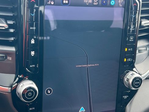 New 2026 RAM 1500 4x4 Crew Cab image 17