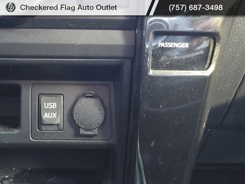 Used 2018 Toyota 4Runner TRD Off-Road Premium image 18