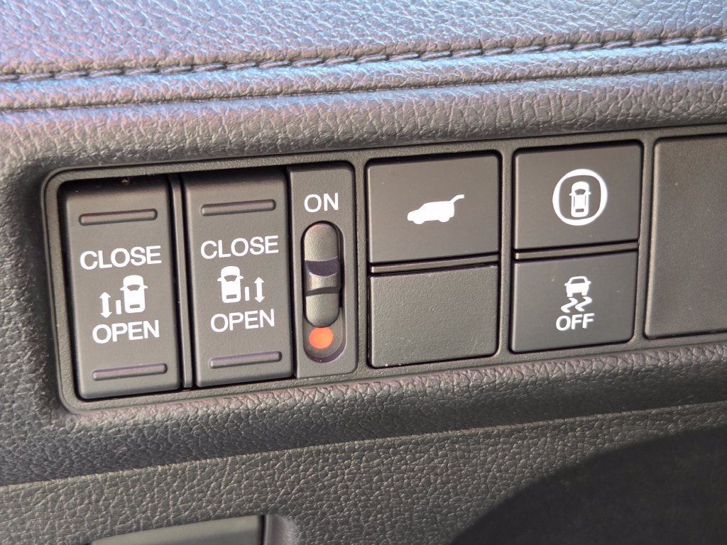 Certified 2023 Honda Odyssey Sport image 10