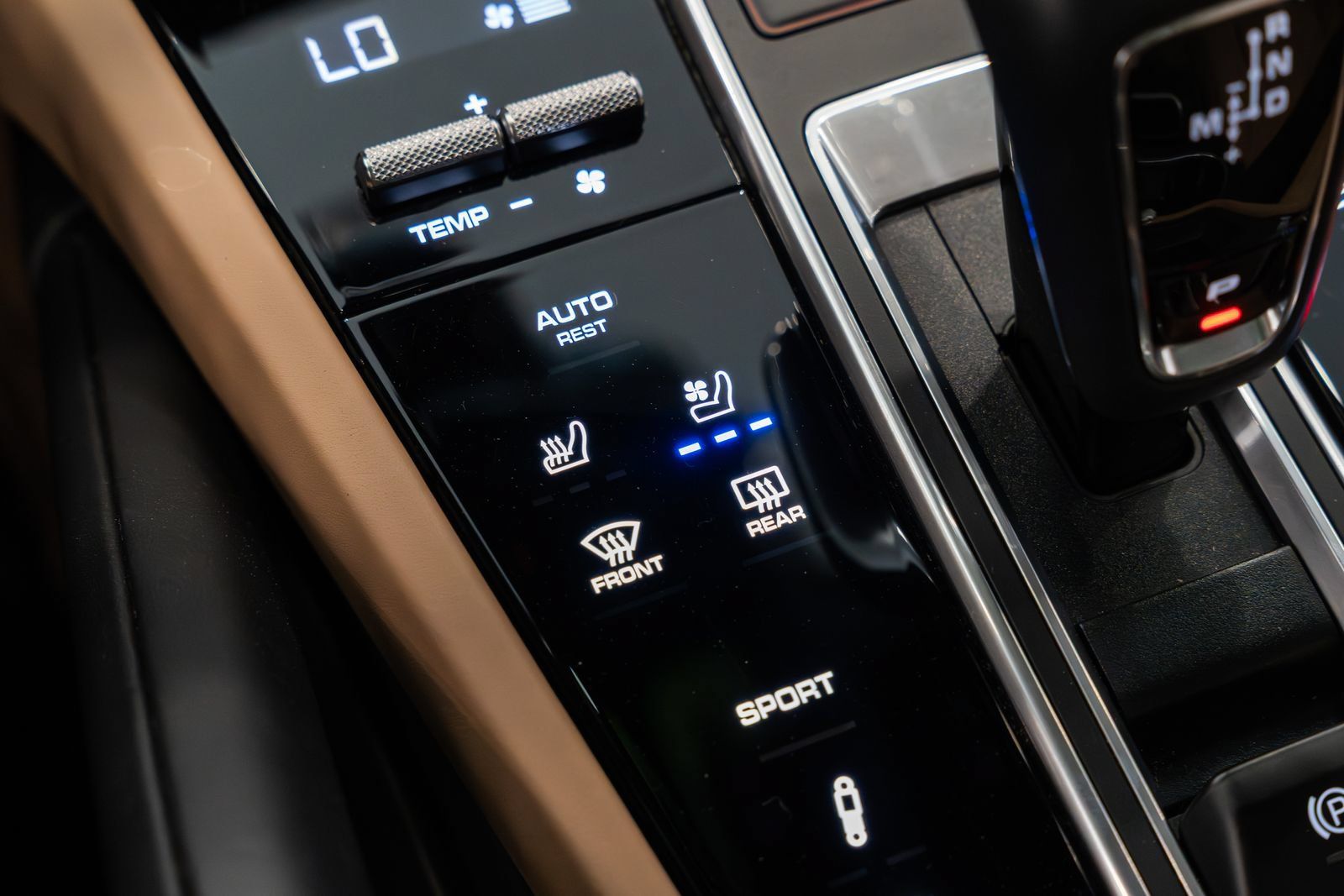 Used 2023 Porsche Cayenne S AWD/4WD image 15