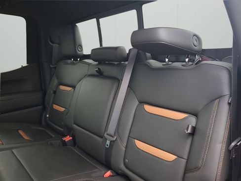 Used 2019 GMC Sierra 1500 AT4 w/ AT4 Premium Package image 19