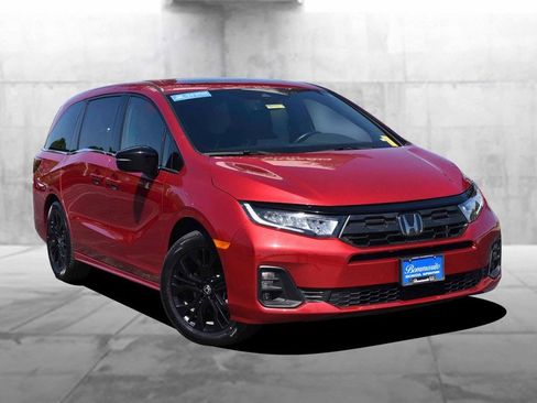 Certified 2025 Honda Odyssey Sport-L image 2