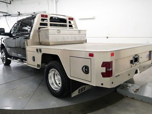 Used 2023 RAM 3500 Laramie AWD/4WD image 5