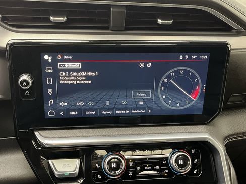 Certified 2024 GMC Sierra 3500 Denali w/ Technology Package image 21