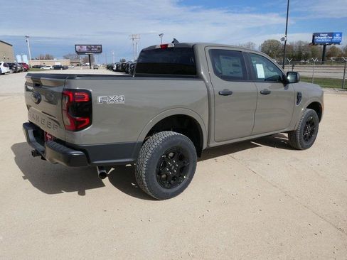 New 2025 Ford Ranger XLT w/ FX4 Off-Road Package image 4