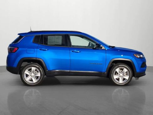 Used 2022 Jeep Compass Latitude image 6