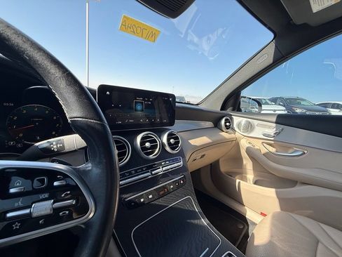 Used 2021 Mercedes-Benz GLC 300 4MATIC image 15