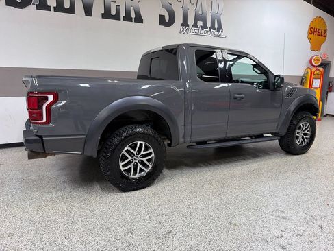 Used 2018 Ford F150 Raptor w/ Equipment Group 801A Mid AWD/4WD image 34