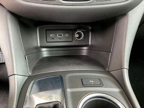 Used 2023 Chevrolet Equinox LT image 15