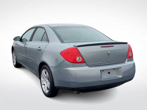 Used 2009 Pontiac G6 Sedan w/ Sun And Sound Package image 7