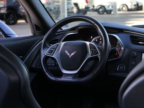 Used 2015 Chevrolet Corvette Z06 w/ 2LZ Preferred Equipment Group image 35