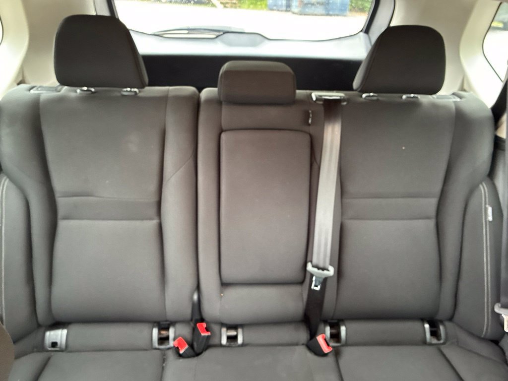 Used 2024 Nissan Rogue S AWD/4WD image 47