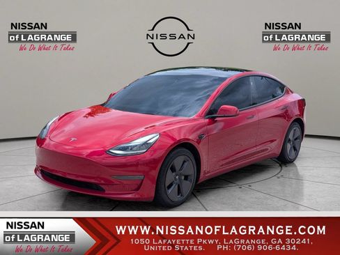 Used 2023 Tesla Model 3 Standard Range RWD image 1